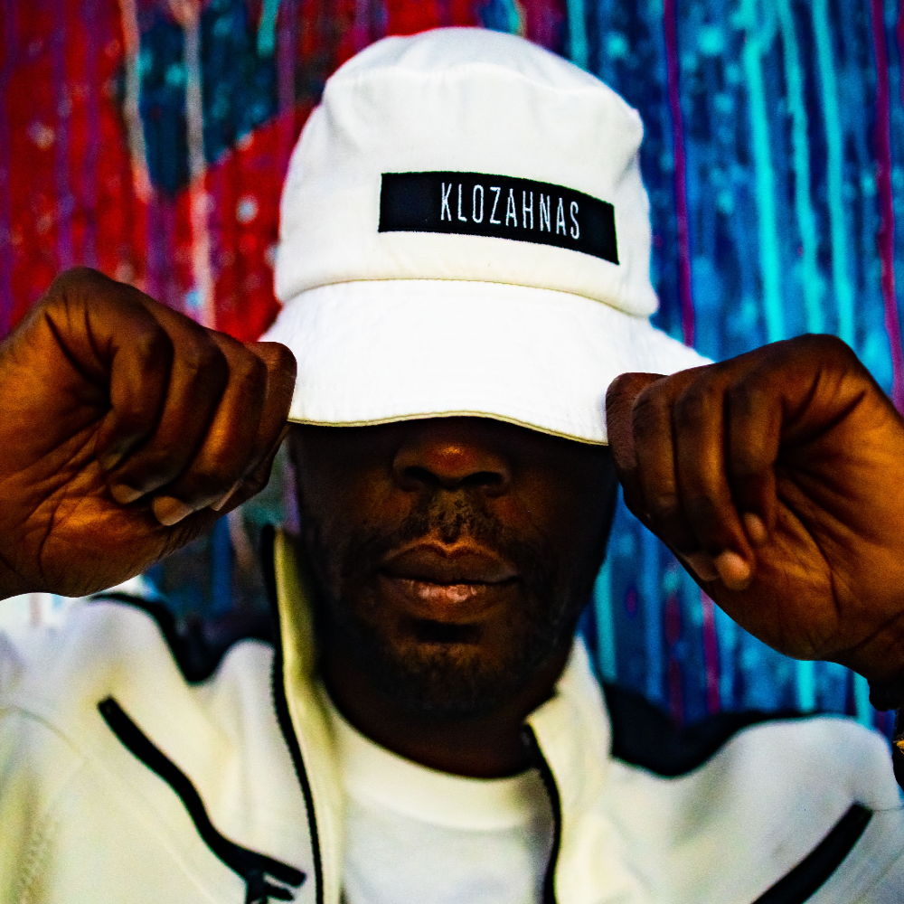Klozahnas Bucket Hat