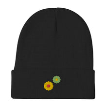 Load image into Gallery viewer, Daisy Flower Embroidered Beanie
